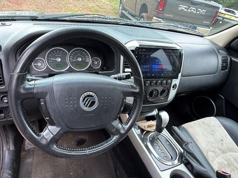 Used 2005 Mercury Mariner 2WD V6 image 27
