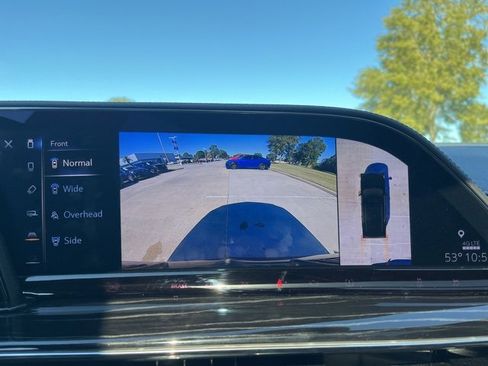 Used 2024 Cadillac Escalade ESV Sport w/ Touring Package image 28