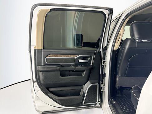 Used 2020 RAM 2500 Laramie image 24