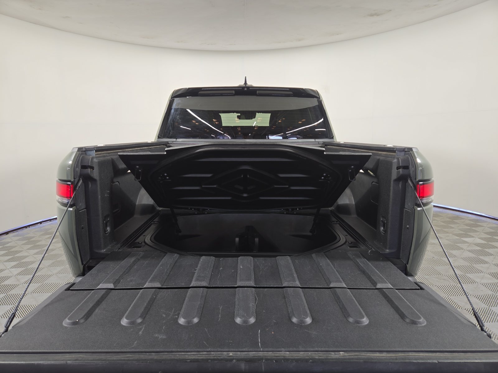 Used 2022 Rivian R1T Launch Edition AWD/4WD image 15