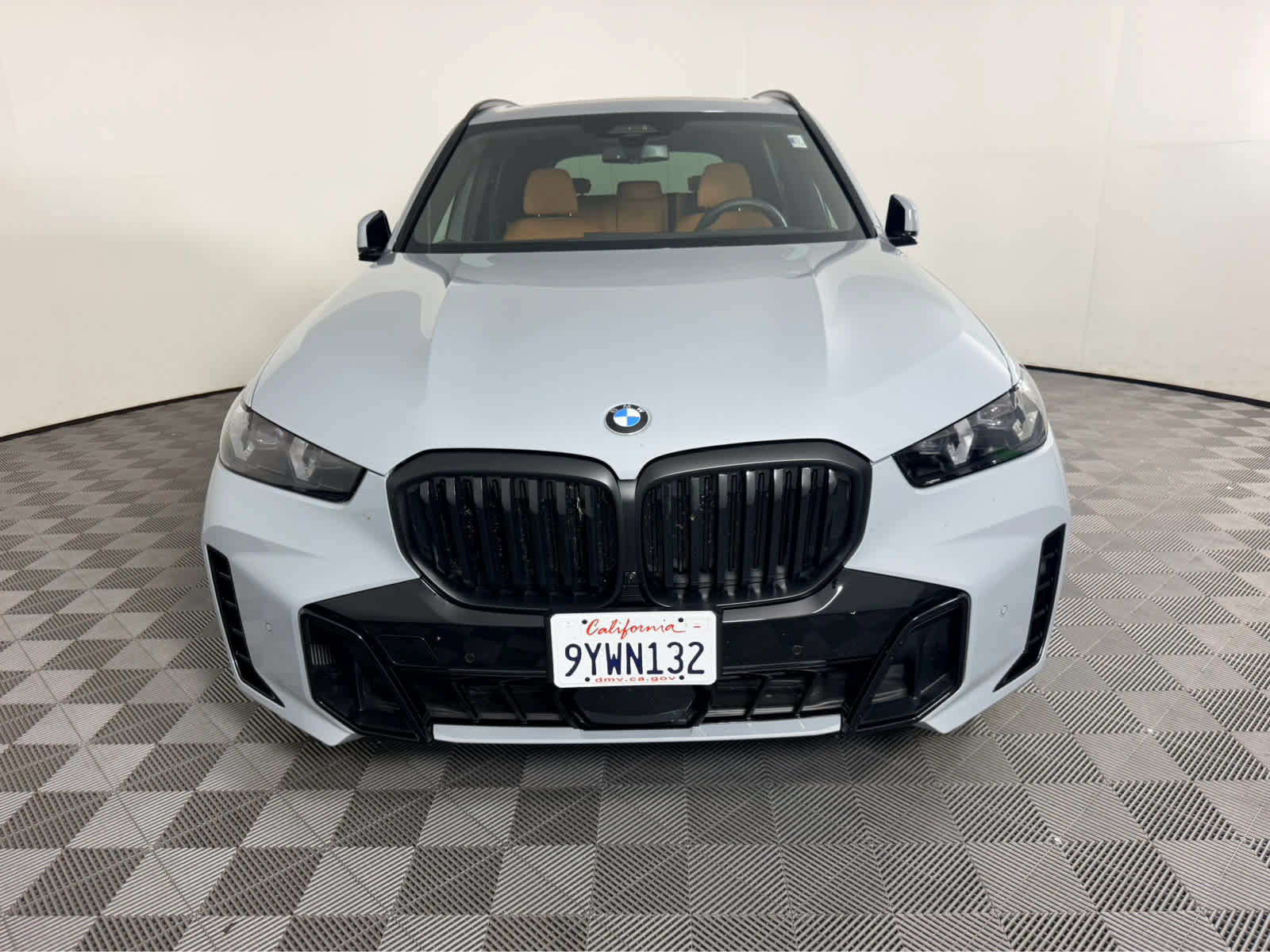 Used 2026 BMW X5 xDrive40i w/ M Sport Package AWD/4WD image 8
