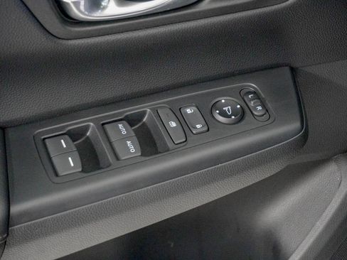 Certified 2025 Honda CR-V EX image 16