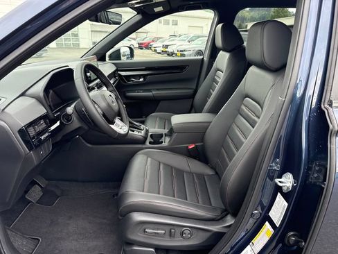 Used 2026 Honda CR-V Sport Touring image 17