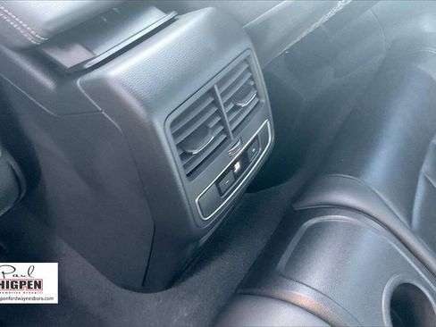 Used 2022 Audi A5 2.0T Premium image 32