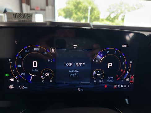 New 2025 Chevrolet Suburban Premier image 12