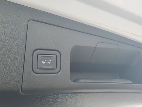 Used 2023 Cadillac XT5 Luxury image 11