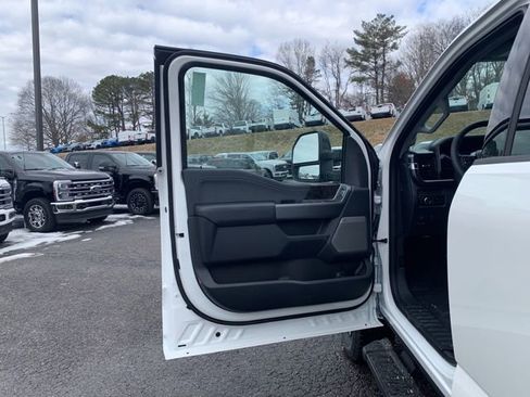 New 2026 Ford F350 Lariat w/ Black Appearance Package AWD/4WD image 20