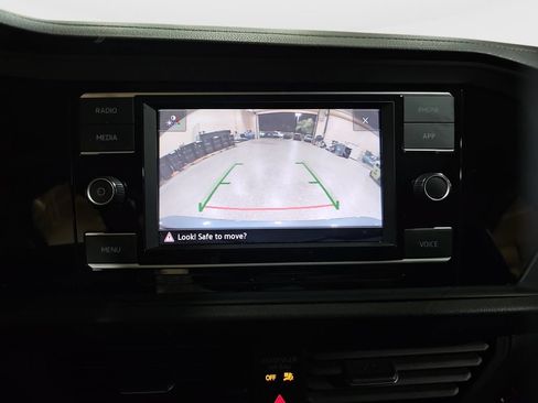 Used 2022 Volkswagen Jetta SE FWD image 13