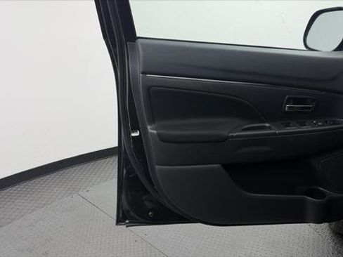 Used 2024 Mitsubishi Outlander Sport LE AWD/4WD image 13