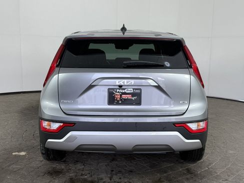 Used 2026 Kia Niro LX FWD image 6