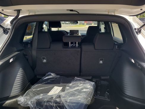 Certified 2025 Honda HR-V Sport image 25