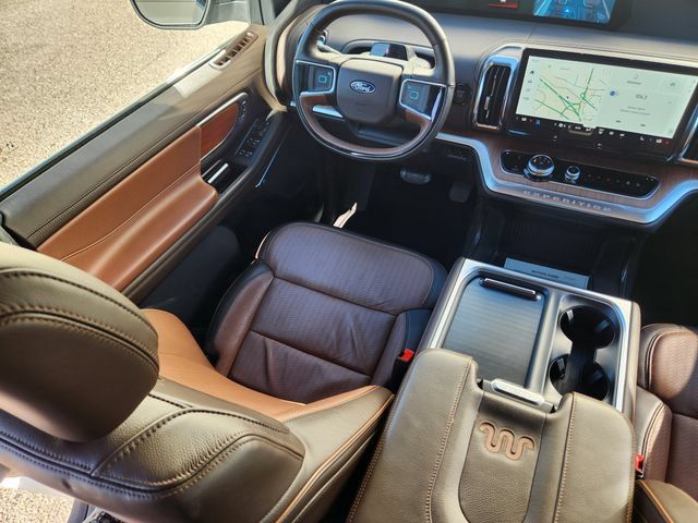 Used 2025 Ford Expedition King Ranch AWD/4WD image 12