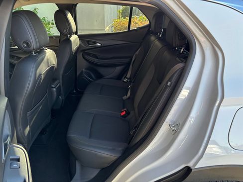 Used 2025 Buick Encore GX Preferred FWD image 25