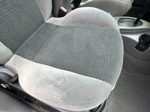 Used 2002 Ford Focus ZX5 Hatchback FWD image 14