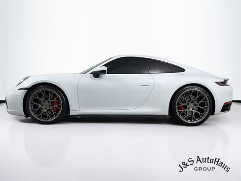 Used 2020 Porsche 911 Carrera S RWD image 4