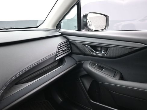 Used 2024 Subaru Outback Premium image 18