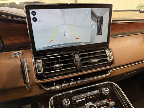 Used 2023 Lincoln Navigator L Reserve image 20