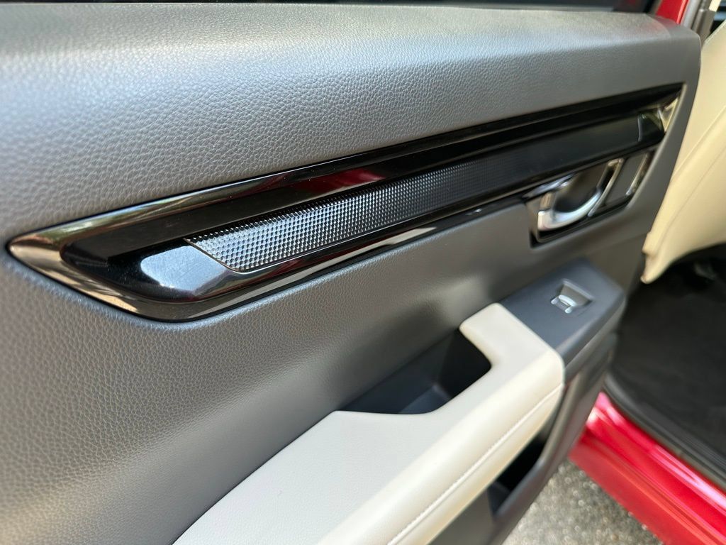 Used 2025 Honda CR-V EX-L image 38