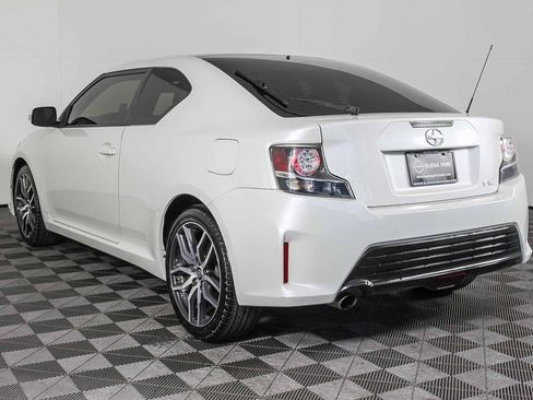 Used 2016 Scion tC image 6