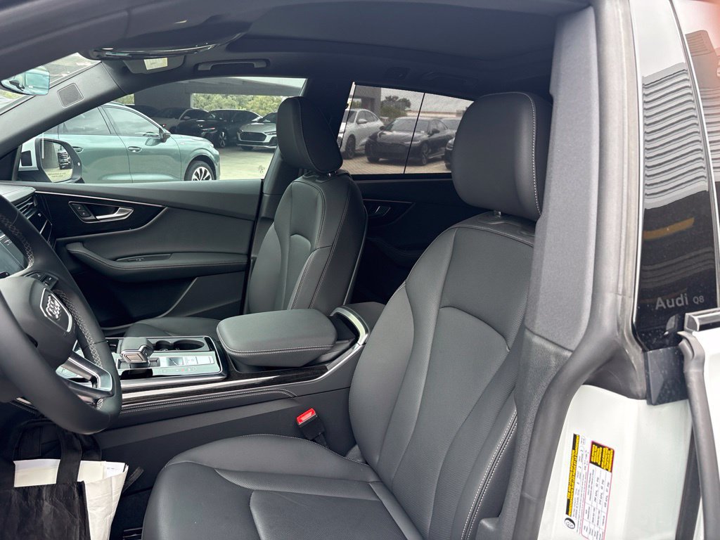 Certified 2026 Audi Q8 Premium Plus w/ Premium Plus Package AWD/4WD image 18