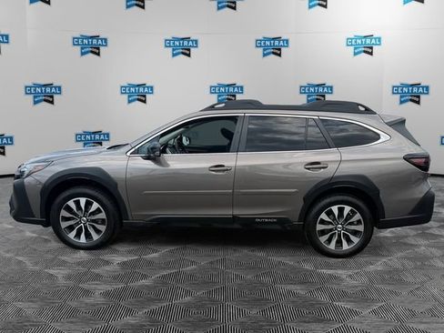 Used 2024 Subaru Outback Limited XT AWD/4WD image 2