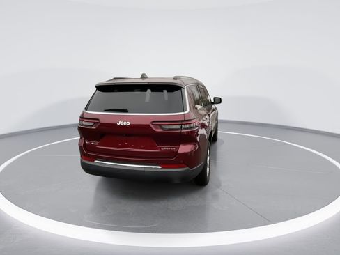 Used 2022 Jeep Grand Cherokee L Limited image 18