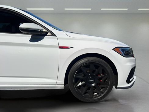 Used 2020 Volkswagen Jetta GLI Autobahn image 26