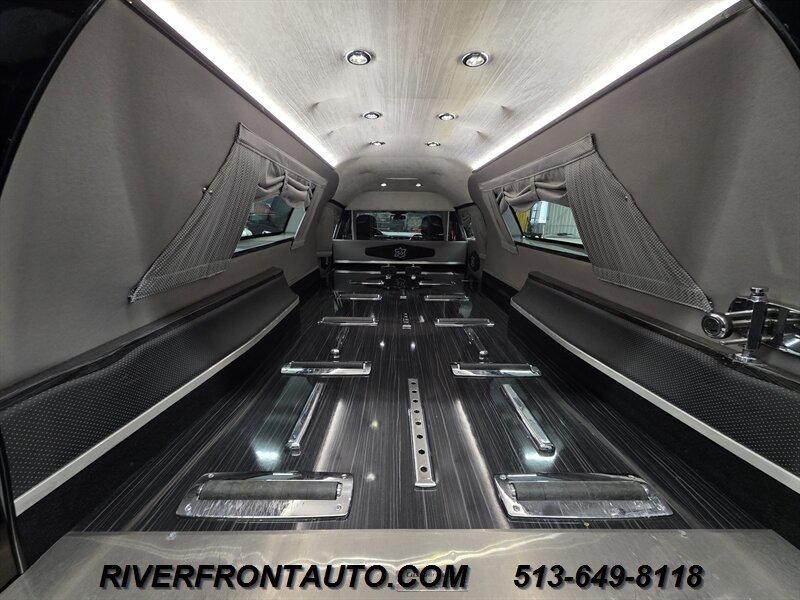Used 2019 Cadillac XTS FWD image 4