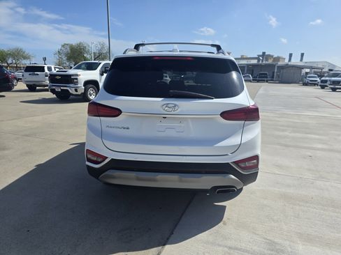Used 2020 Hyundai Santa Fe SEL w/ Convenience Package image 4