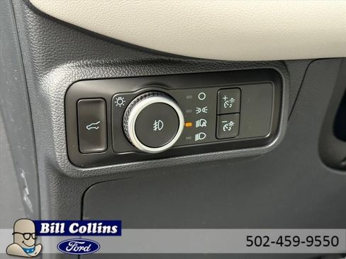 New 2026 Ford Explorer Active w/ Active Comfort Package image 18