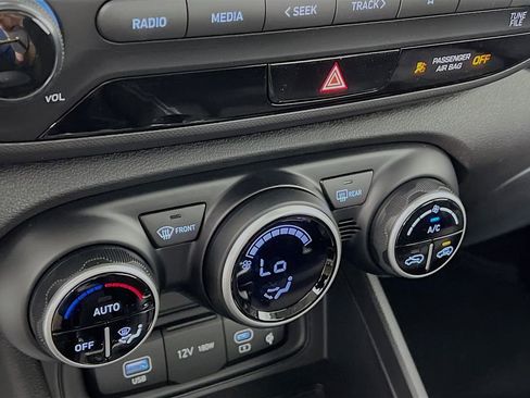 Certified 2026 Hyundai Venue SEL FWD image 15