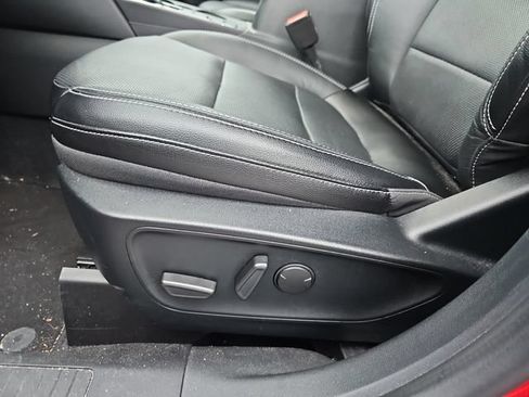 Used 2020 Ford Escape Titanium w/ Titanium Premium Package 2.0 AWD/4WD image 12