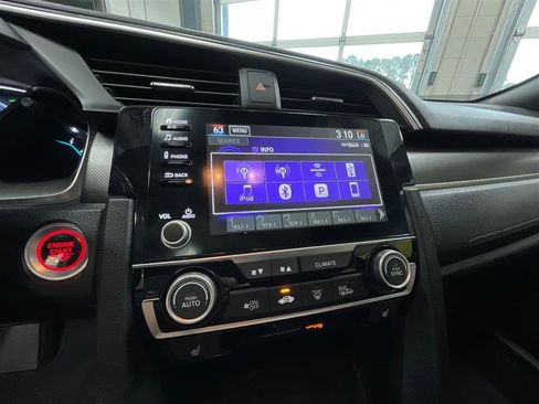 Used 2019 Honda Civic EX image 16