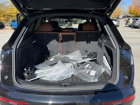 Used 2025 Audi Q5 2.0T Premium Plus w/ Premium Plus Package image 15