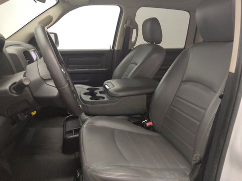 Used 2014 RAM 1500 Tradesman RWD image 17