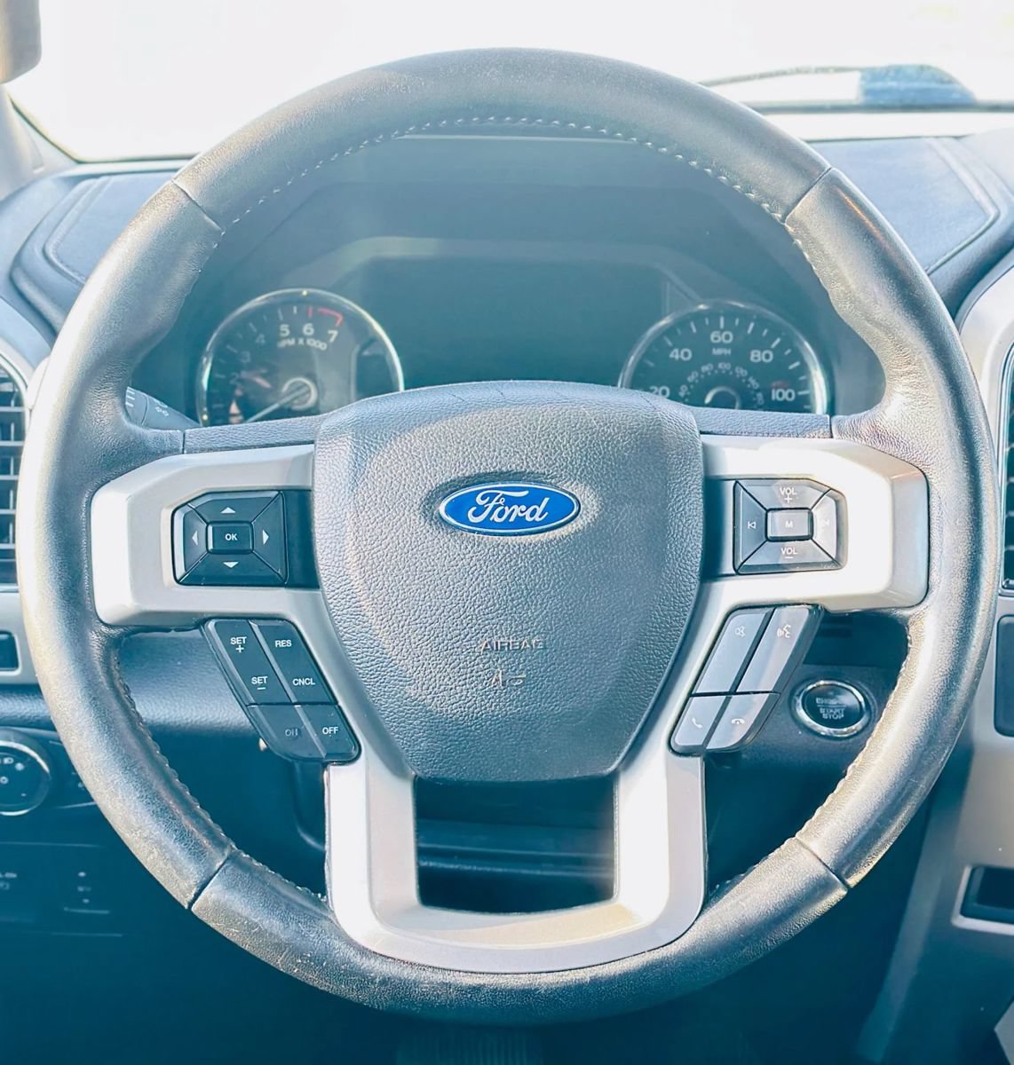 Used 2019 Ford F150 Lariat RWD image 17