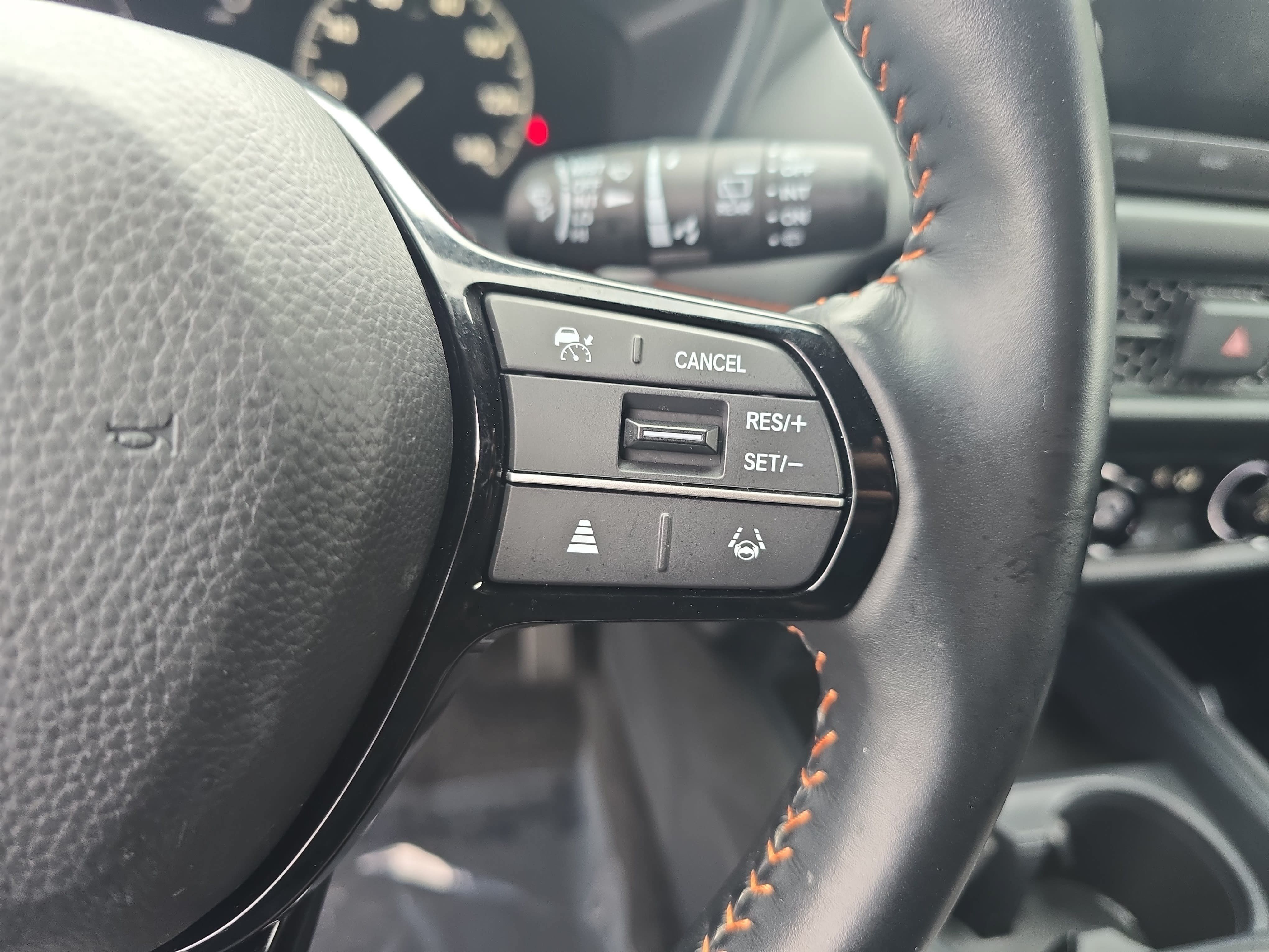 Certified 2025 Honda HR-V Sport image 17