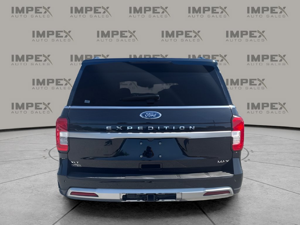 Used 2024 Ford Expedition Max XLT AWD/4WD image 4