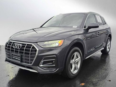 Used 2023 Audi Q5 2.0T Premium w/ Convenience Package image 7