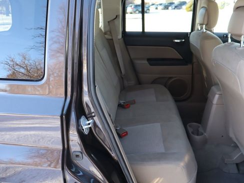 Used 2014 Jeep Patriot Sport w/ Power Value Group image 21