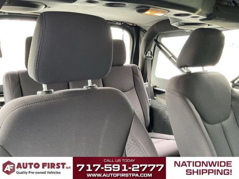 Used 2013 Jeep Wrangler Sport AWD/4WD image 12