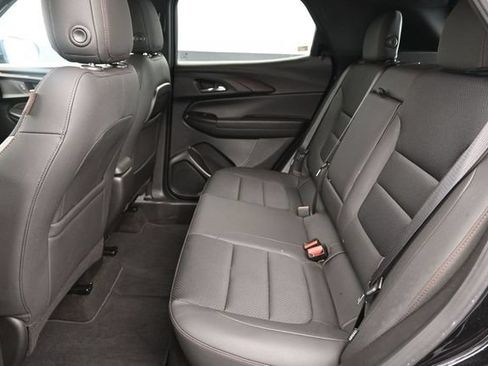 Used 2022 Chevrolet TrailBlazer RS FWD image 25