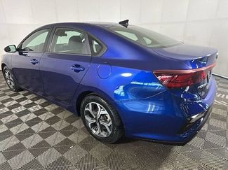 Used 2020 Kia Forte LXS FWD video 4