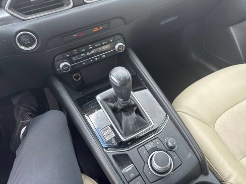 Used 2022 MAZDA CX-5 AWD 2.5 S w/ Select Package image 24