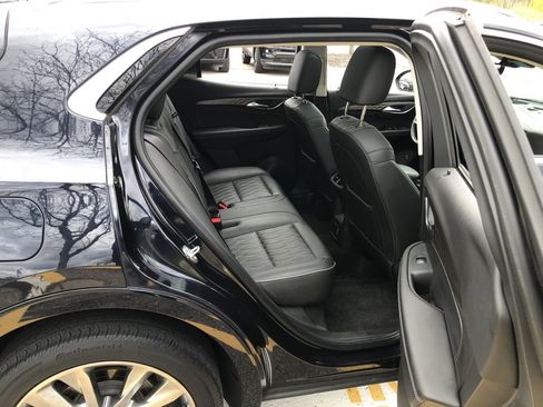Used 2021 Buick Envision Avenir w/ Technology Package II AWD/4WD image 24