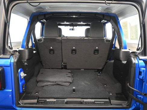 Used 2025 Jeep Wrangler Sport image 14