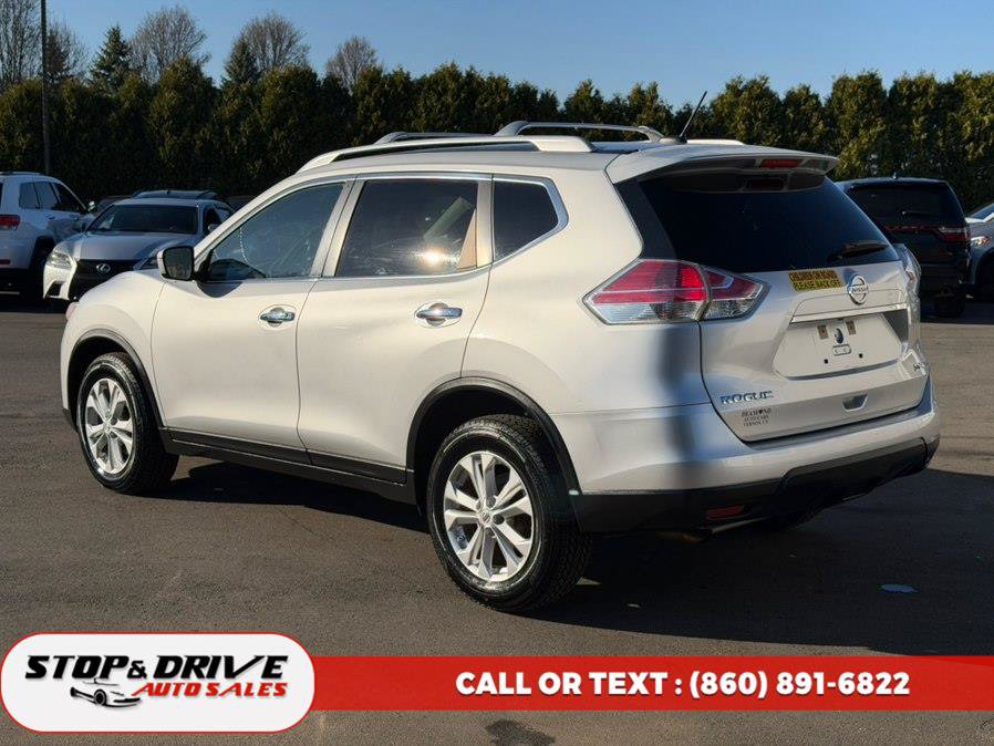 Used 2015 Nissan Rogue SV AWD/4WD image 3