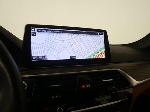 Certified 2023 BMW 530i RWD image 22