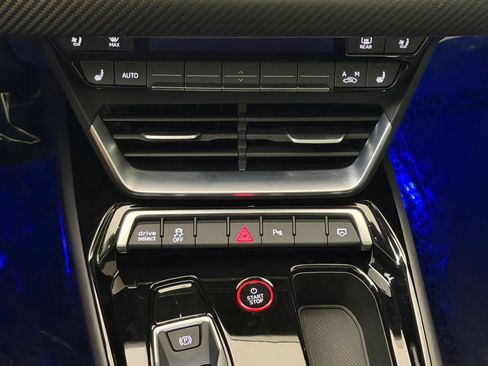 Used 2023 Audi e-tron GT Premium Plus AWD/4WD image 23