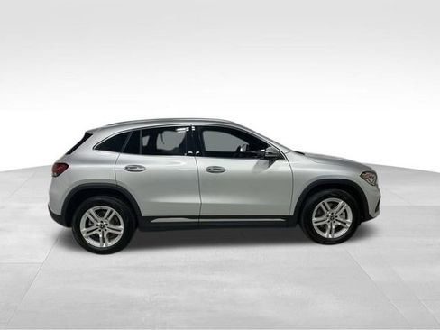 Certified 2022 Mercedes-Benz GLA 250 4MATIC image 4